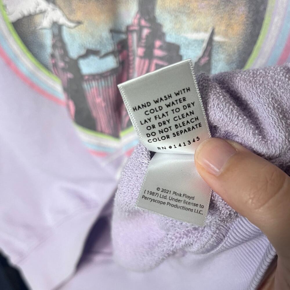 Daydreamer Pink Floyd Animals Tour 1977 Oversized Crew Sweatshirt Lilac Haze Med - Picture 6 of 7